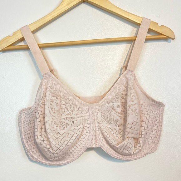 EUC Wacoal Visual Effects Minimizer Bra - Picture 5 of 8